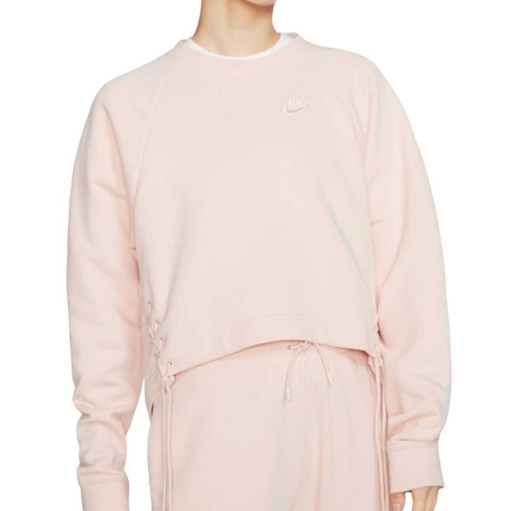 NWT Nike Women Sportswear Sweatshirt
